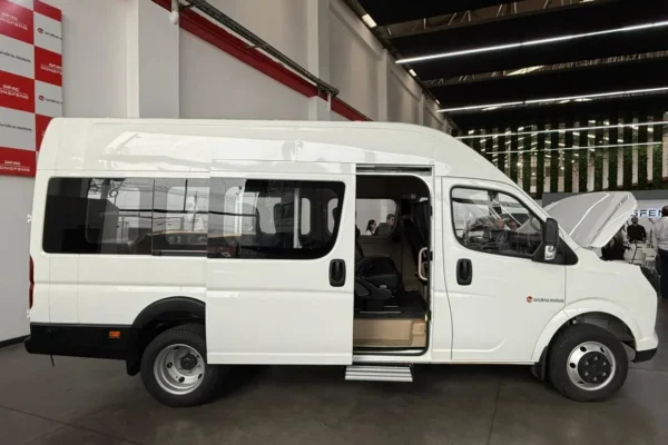 Descubre la nueva Dongfeng Big Van Pasajeros 2026 en Antioquia: motor Renault, 15 puestos y tecnología de punta. Conoce todos los detalles aquí.