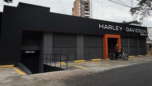 Harley-Davidson Colombia lidera el crecimiento de la marca en Latinoamérica 3 Harley-Davidson Colombia lidera el crecimiento de la marca en Latinoamérica con presencia en Bogotá, Medellín y Pereira, consolidando su red de concesionarios y cultura motociclista.
