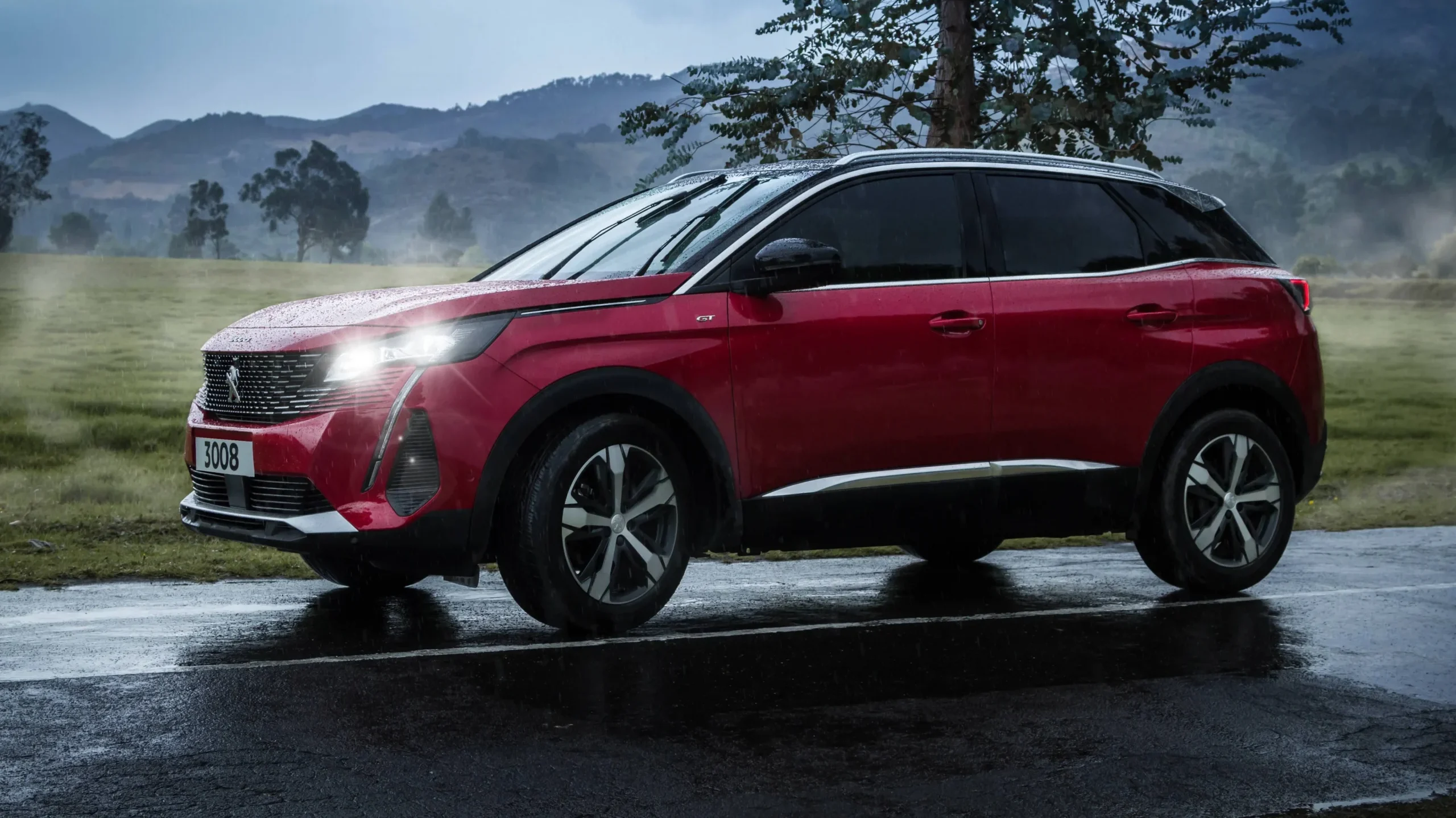 Peugeot Colombia lidera la transformación del mercado automotor con tecnología i-Cockpit, seguridad ADAS y una visión estratégica de movilidad sostenible.