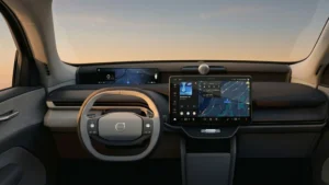 La Tecnología automotriz en Volvo alcanza el liderazgo global con su arquitectura Hugin Core y capacidades digitales superiores.