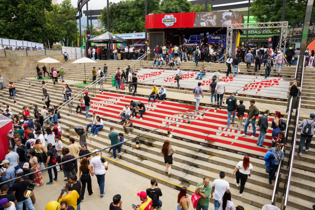 Industria de motocicletas en Colombia: Feria 2 Ruedas, impulsa el crecimiento del sector 3 Descubre el crecimiento récord de la Industria de motocicletas en Colombia y cómo la Feria de las 2 Ruedas impulsa su expansión, conectando marcas y consumidores en Medellín.