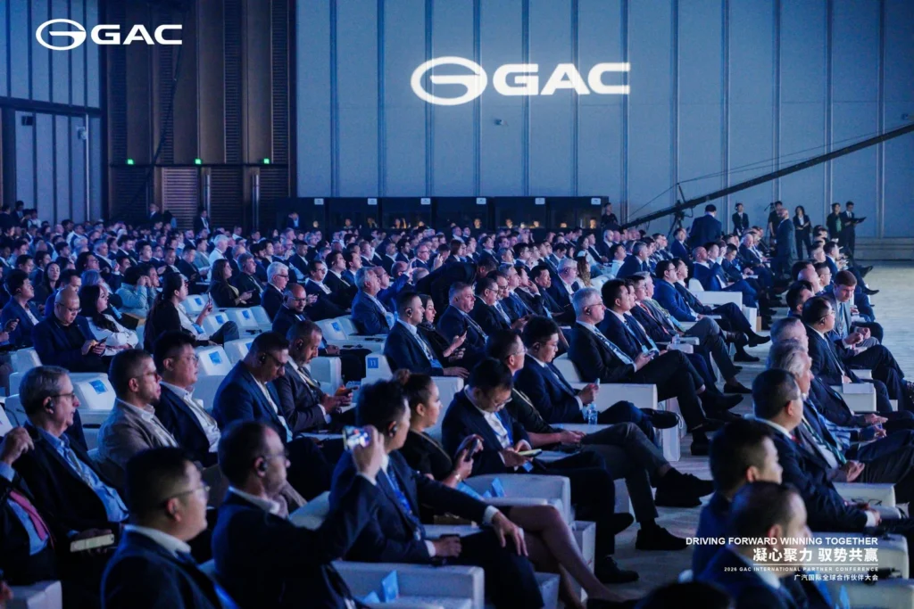 GAC Motor en Colombia logra un hito con nueve premios internacionales. Conoce su estrategia de movilidad sostenible y tecnología de vanguardia aquí.