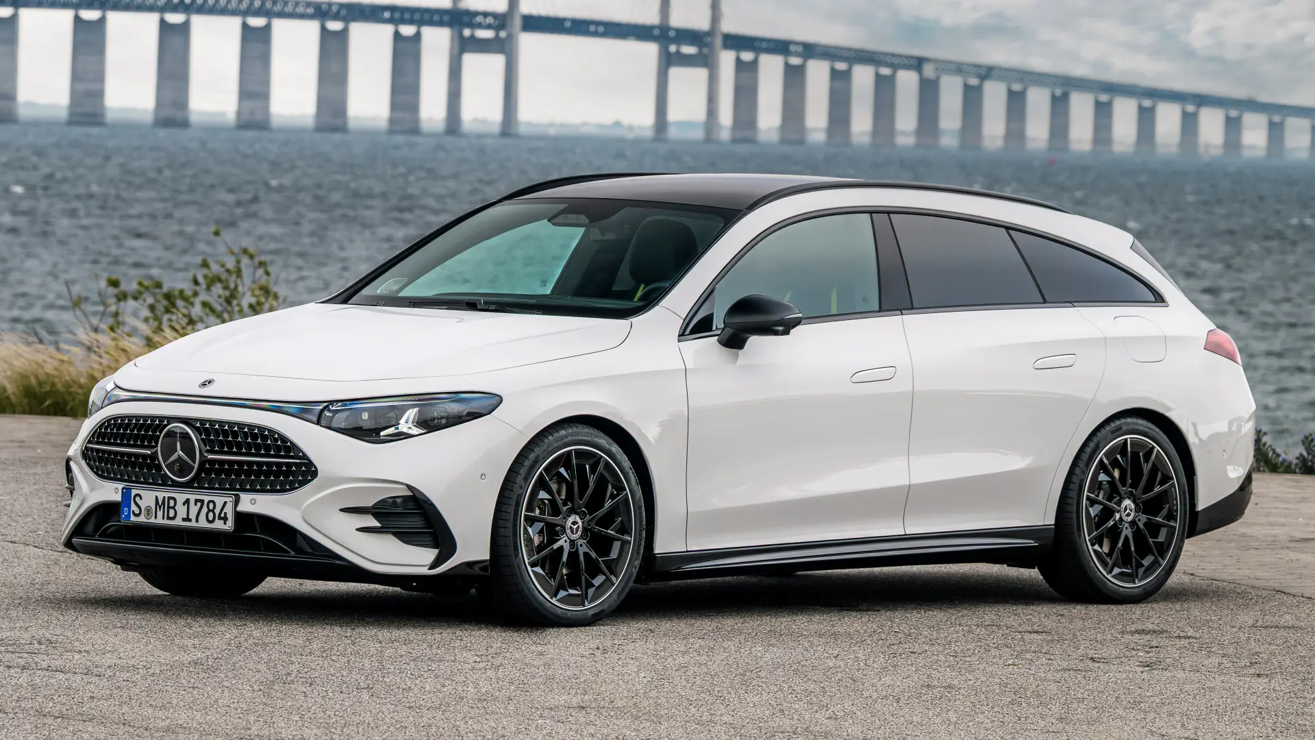 Mercedes-Benz CLA Shooting Brake Hybrid