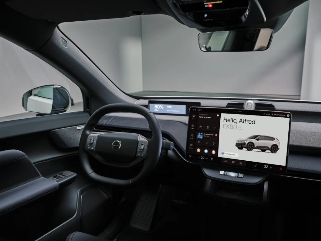 Volvo EX60: el SUV eléctrico que redefine la seguridad global 2 El nuevo Volvo EX60 redefine la seguridad y sostenibilidad con tecnología de software avanzada y plataforma SPA3. Descubre el futuro de los SUV eléctricos.