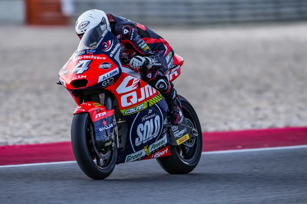 QJ Motos en Colombia llega con el respaldo de Carrera Motos y tecnología de Geely para revolucionar el mercado nacional. Conoce los detalles aquí.