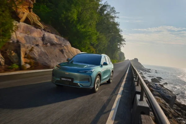 El reciclaje de baterías de Geely recupera hasta el 95% de materiales críticos en Colombia. Descubre cómo funciona la economía circular aquí.