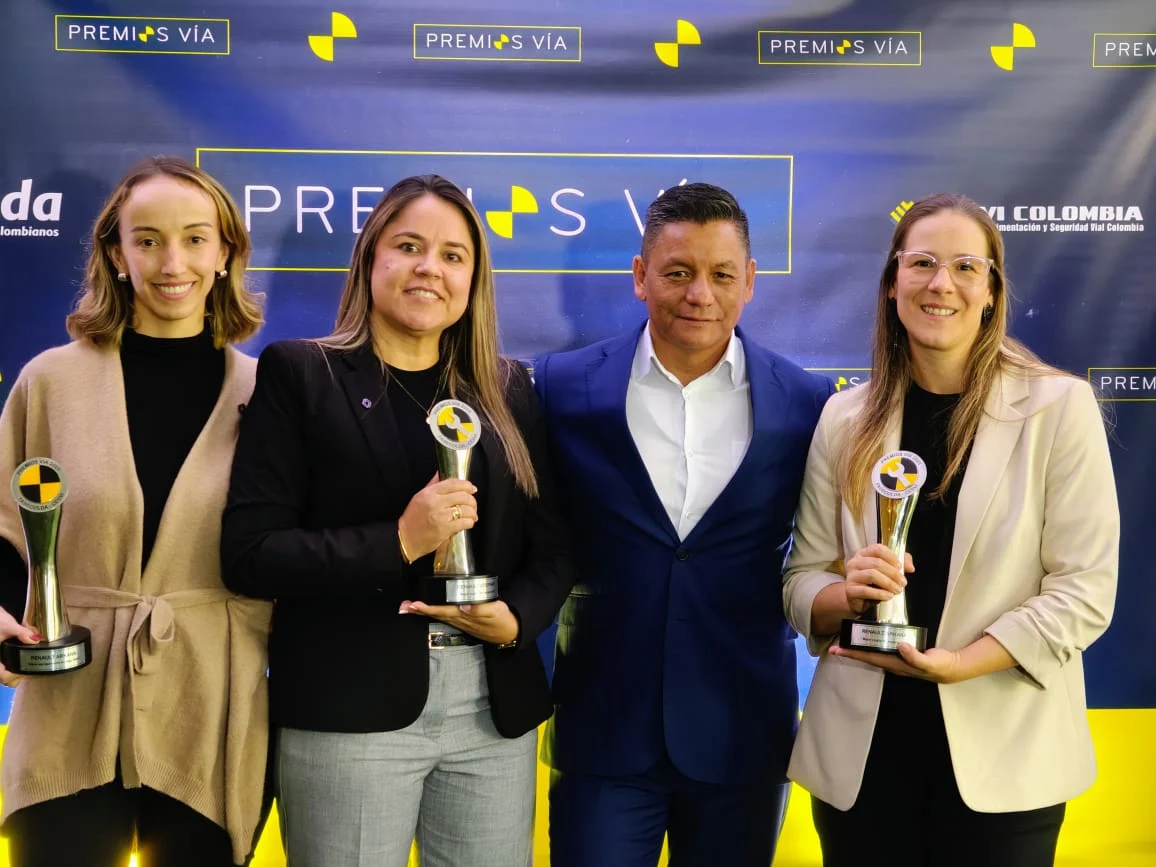 Los Premios Vía 2026 destacaron a Mazda y Renault por su liderazgo en seguridad y posventa. Conoce todos los ganadores de esta gran premiación aquí.