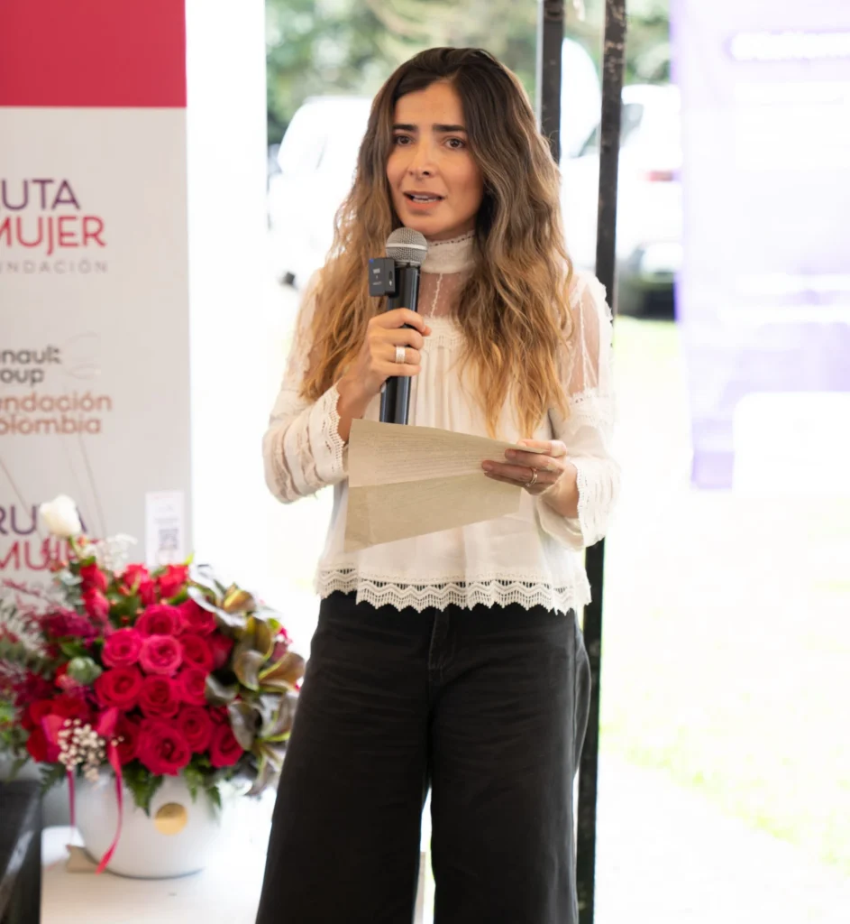 La Fundación Renault impulsa la independencia de mujeres en Antioquia con programas de movilidad. Conoce los detalles de esta gran iniciativa aquí.