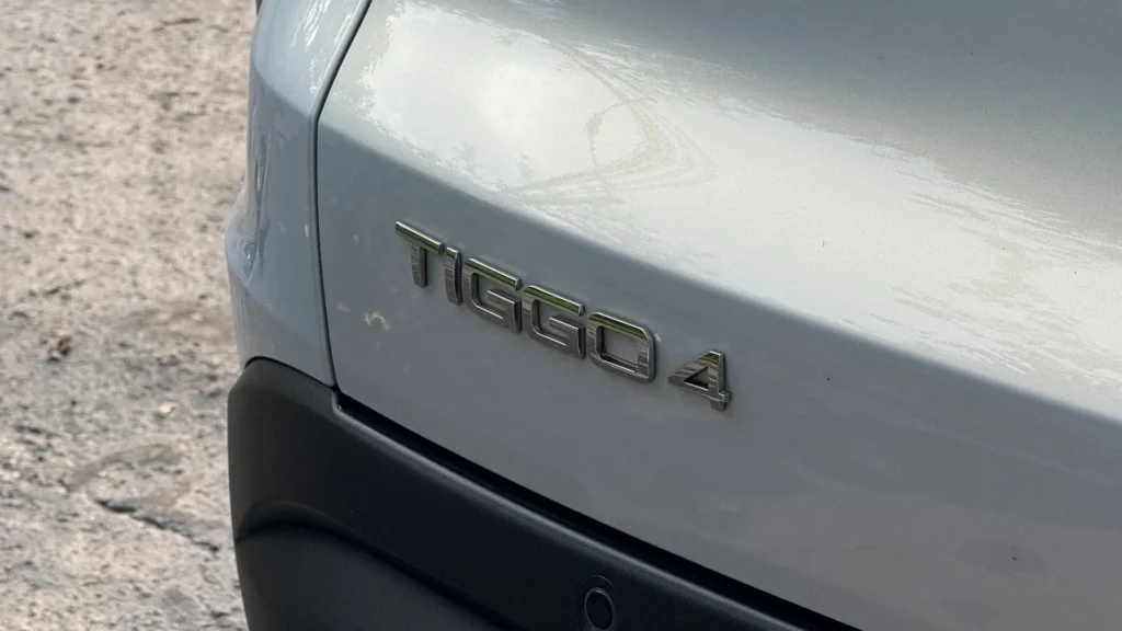 Chery Tiggo 4 CSH 2026 a prueba: eficiente en consumos y con amplio espacio interior 17 Chery Tiggo 4 CSH híbrido 2026 en Colombia test drive
