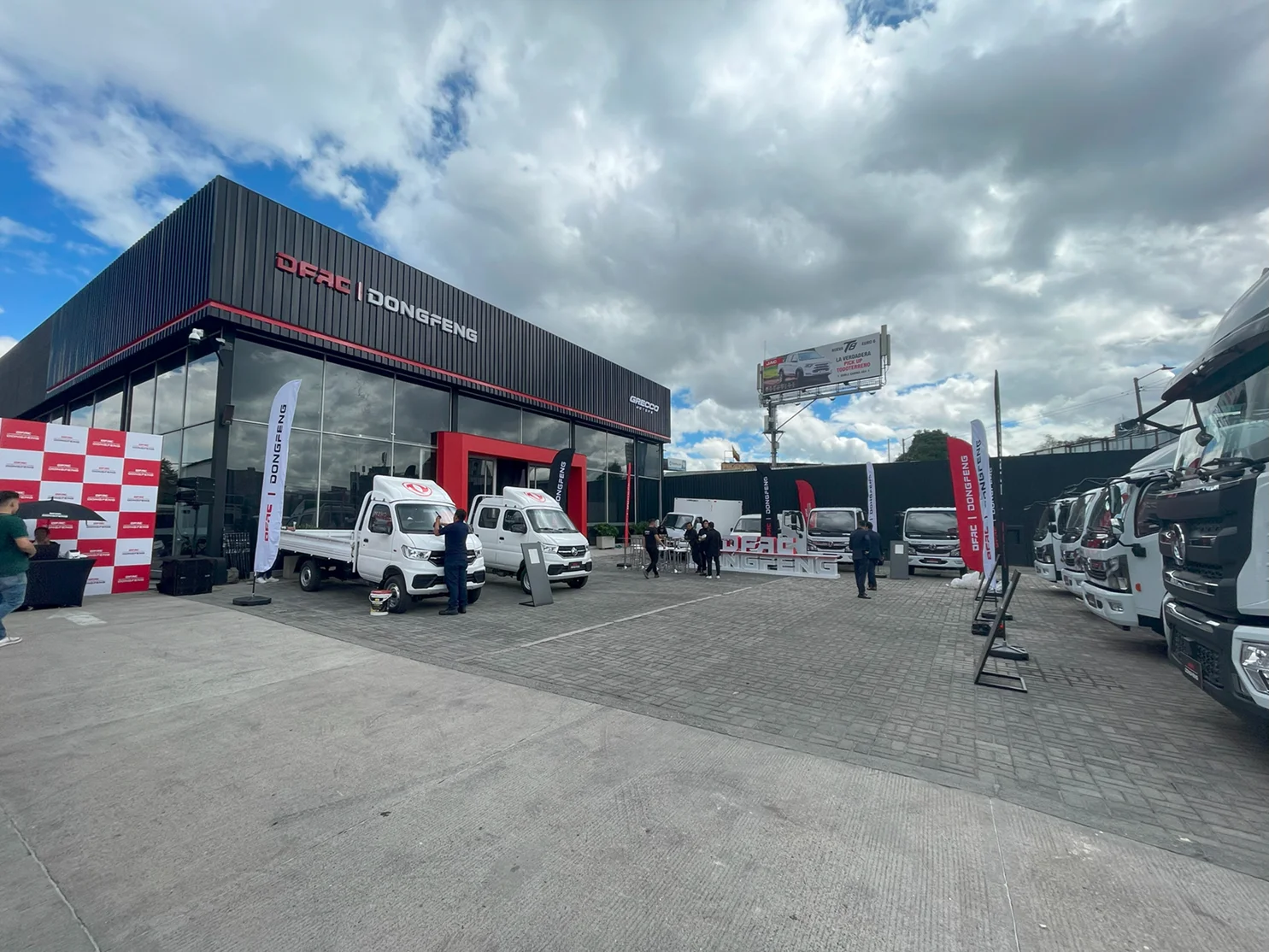 DFAC Dongfeng en Colombia DFAC