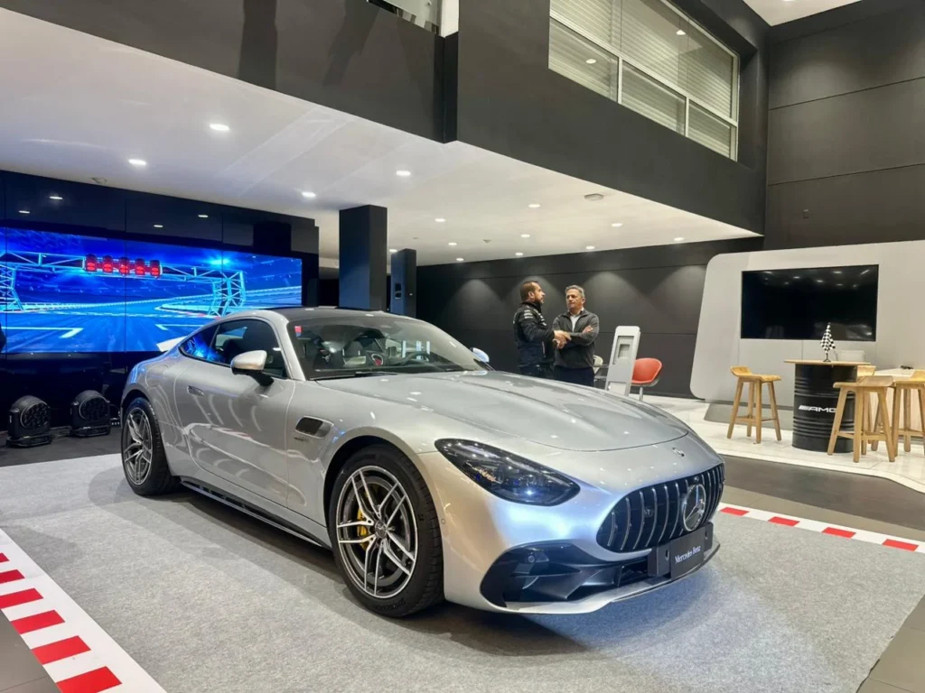Mercedes-AMG GT 43 Mercedes-Benz