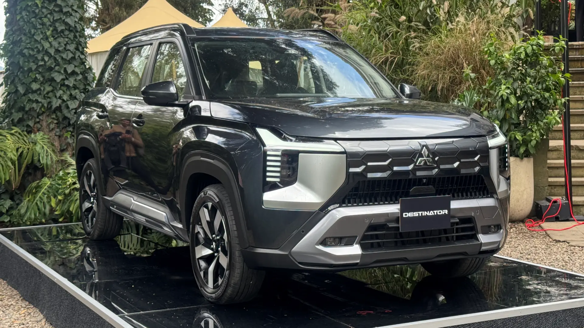 Mitsubishi Destinator 2027 en Colombia