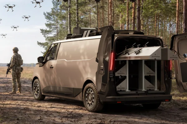 Renault 4 TROOP: el vehículo táctico que redefine la defensa -