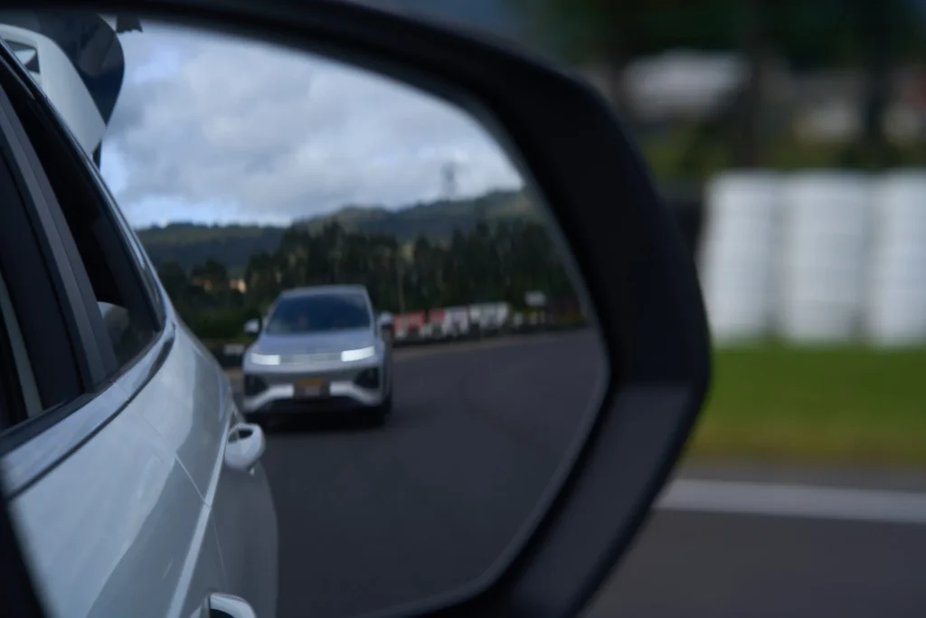 Conducción autónoma de XPENG: el desafío tecnológico en Tocancipá 2 Descubre cómo la conducción autónoma de XPENG revoluciona la movilidad en Colombia. Pruebas exitosas en Tocancipá demuestran el futuro. ¡Lee más!