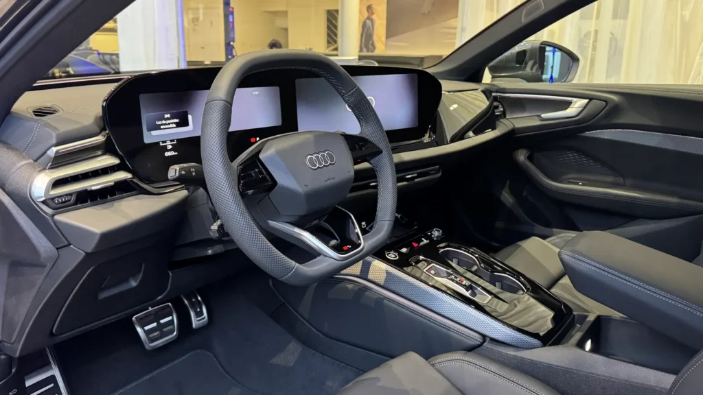 Audi A5 2.0 TFSI MHEV plus quattro S line en Colombia