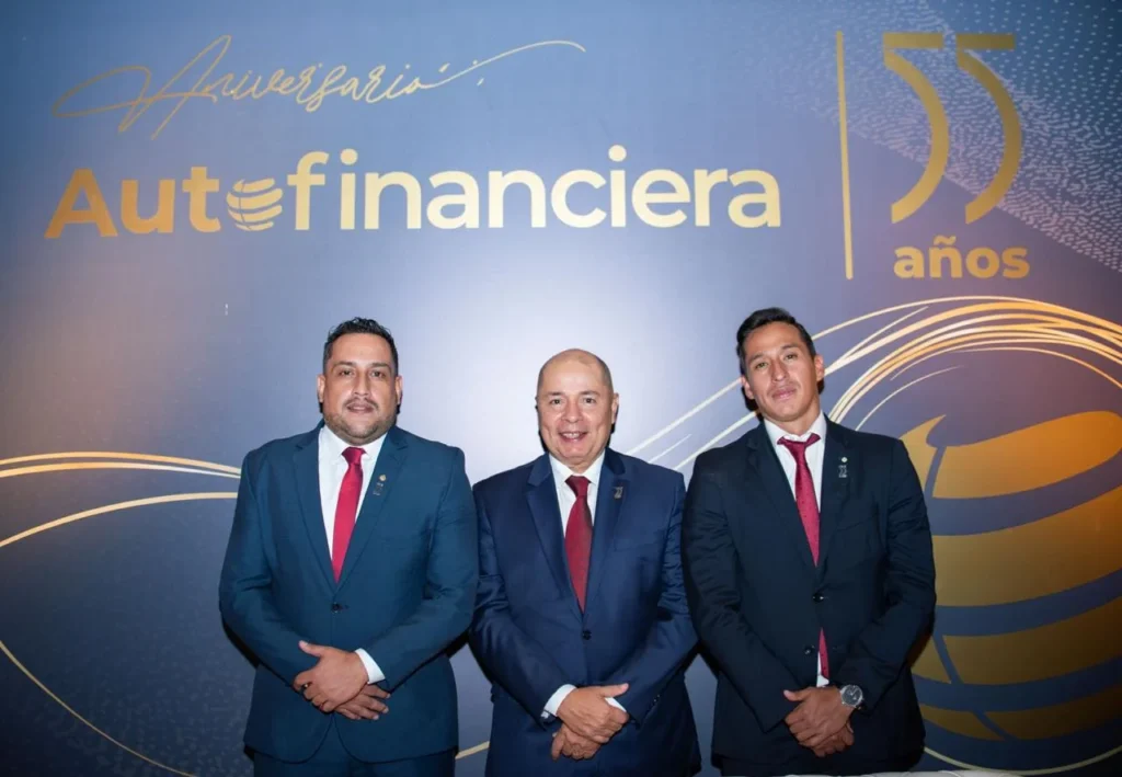 Expansión de Autofinanciera