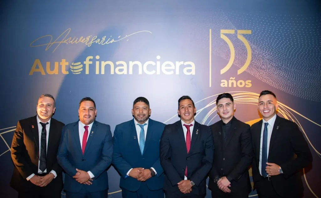 Expansión de Autofinanciera