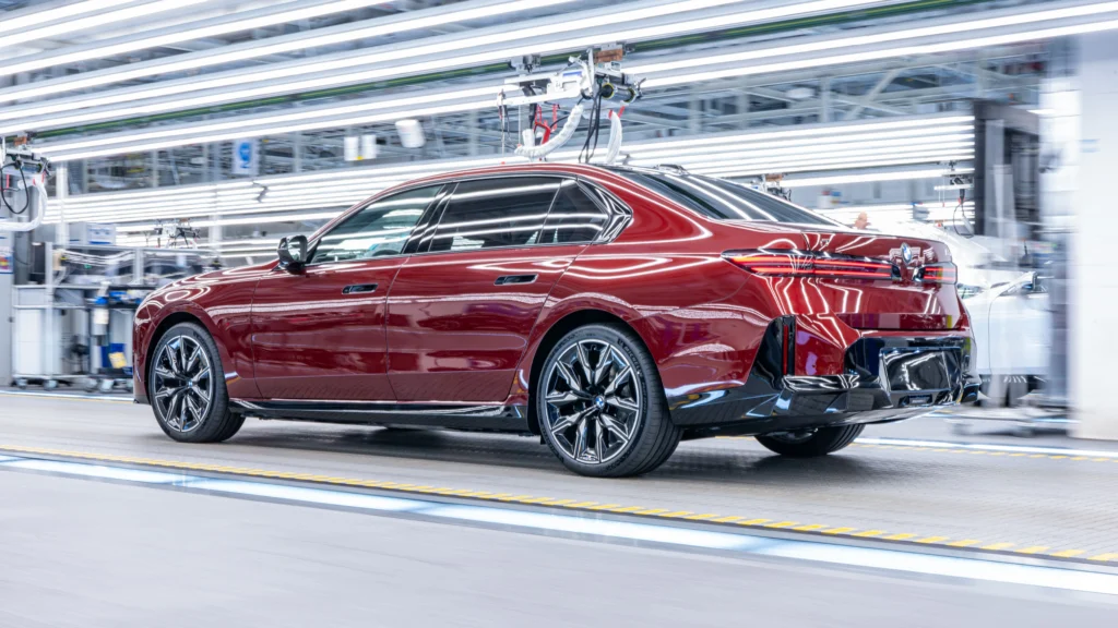 BMW Serie 7: el sedán de lujo con innovaciones de la Neue Klasse 2 BMW Serie 7 BMW