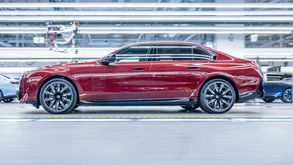 BMW Serie 7: el sedán de lujo con innovaciones de la Neue Klasse 4 BMW Serie 7 BMW