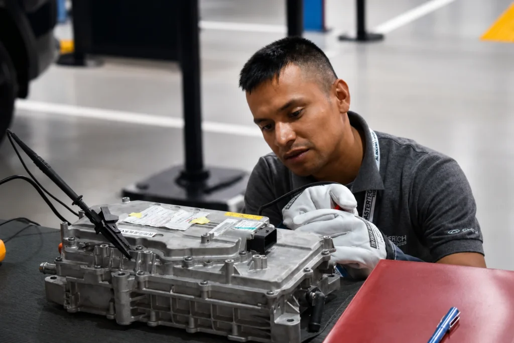 MasterTech de Chery: la competencia que eleva el servicio posventa en Colombia 2 MasterTech de Chery Chery