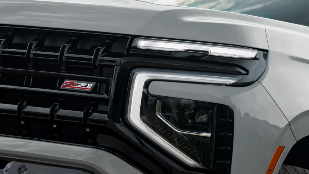 Chevrolet Suburban Z71: el mayor exponente de las grandes camionetas americanas ya está en Colombia 2 Chevrolet Suburban Z71 en Colombia