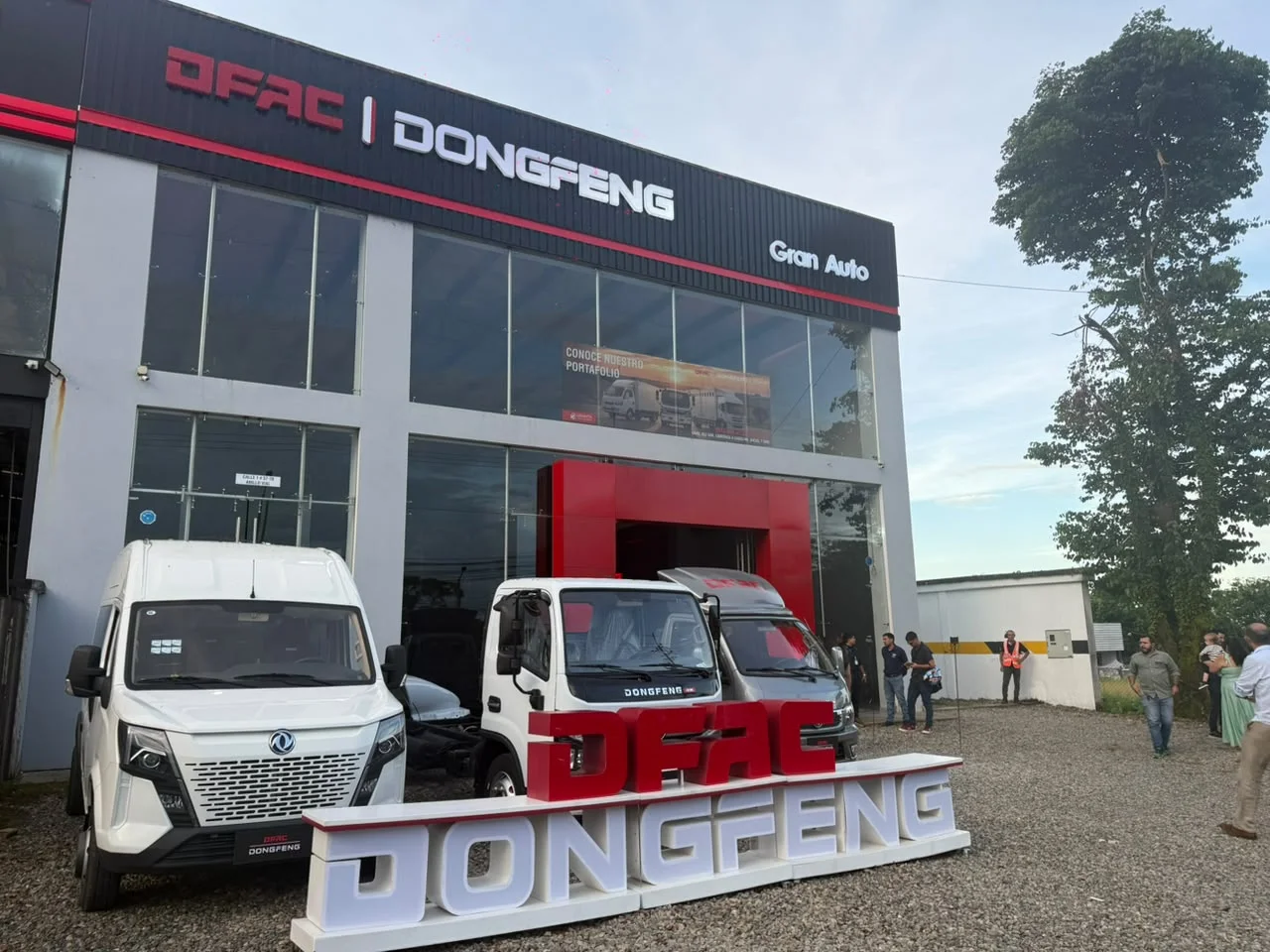 DFAC vehículos comerciales Dongfeng