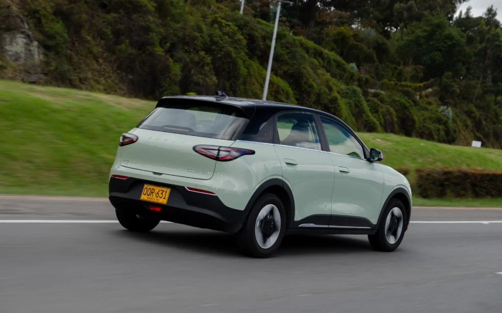 Experiencia de conducción de Geely: la inteligencia que redefine cada viaje 4 experiencia de conducción de Geely Geely