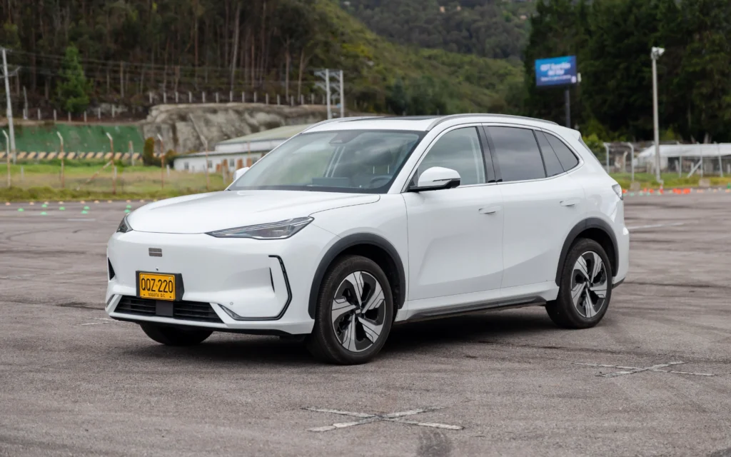 Experiencia de conducción de Geely: la inteligencia que redefine cada viaje 6 experiencia de conducción de Geely Geely