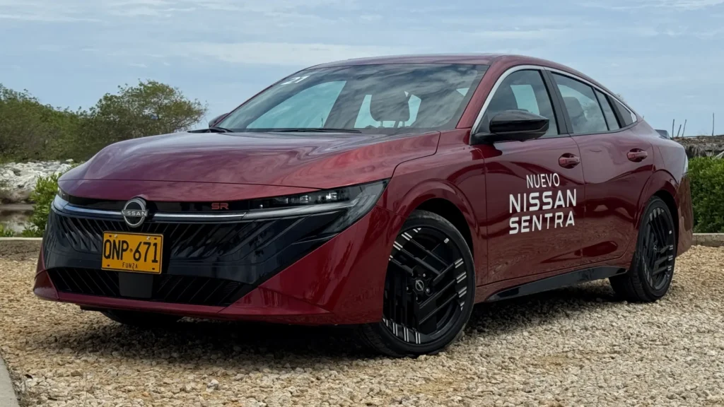 Nissan Sentra 2027 lanzamiento en Colombia