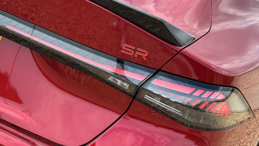 Nissan Sentra 2027 lanzamiento en Colombia