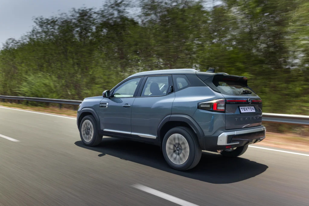 Nissan Tekton: el SUV que redefine la conectividad y el confort 2 Nissan Tekton Nissan