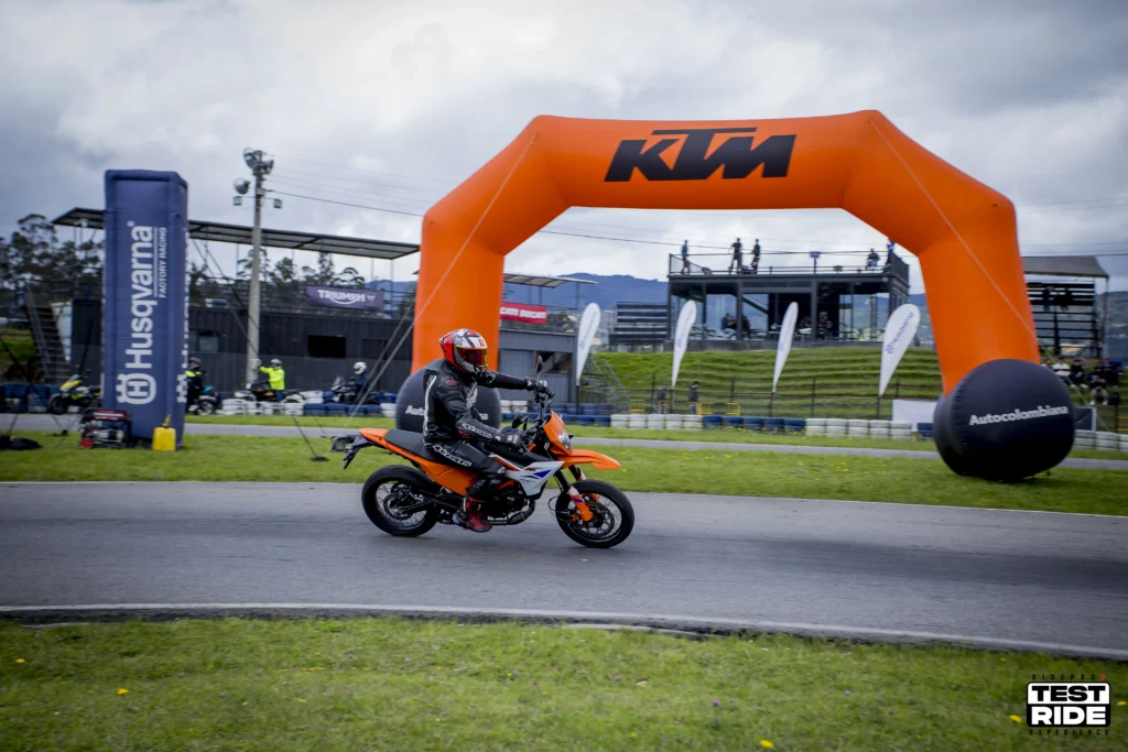 Test Ride Experience: La evolución de la compra de motocicletas en Colombia 3 Test Ride Experience Kawasaki