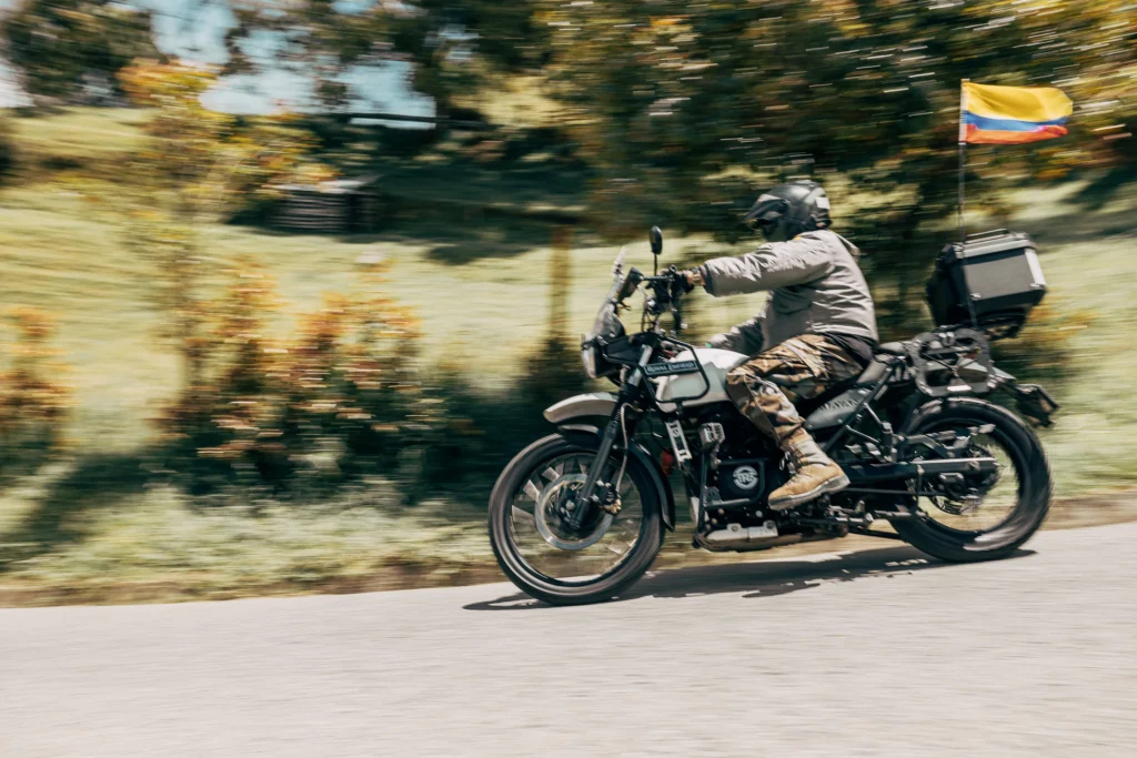 Homenaje Héroes de la Patria de Royal Enfield Royal Enfield