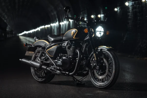 Royal Enfield Shotgun 650 Royal Enfield