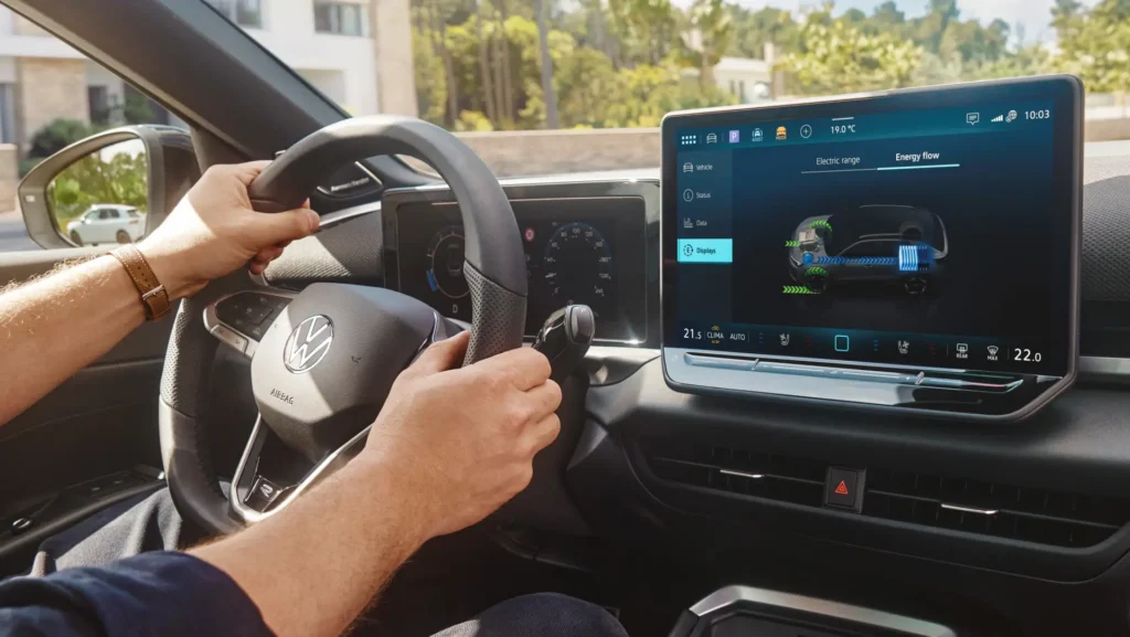Volkswagen Hybrid, la nueva tecnología que la casa de Wolfsburg introduce en sus Golf y T-Roc 2 nuevos Volkswagen Hybrid: Golf y T-Roc