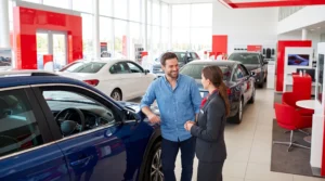 El mercado automotriz de enero de 2026 repunta con un crecimiento del 38,88% en matrículas, impulsado por eléctricos y utilitarios.