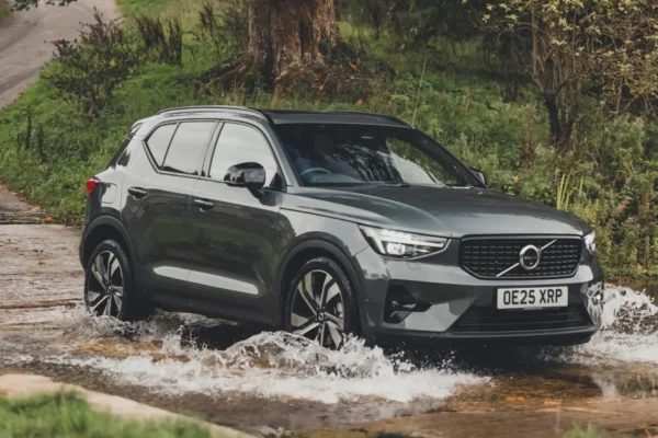 Volvo XC40 B4 2027 Volvo