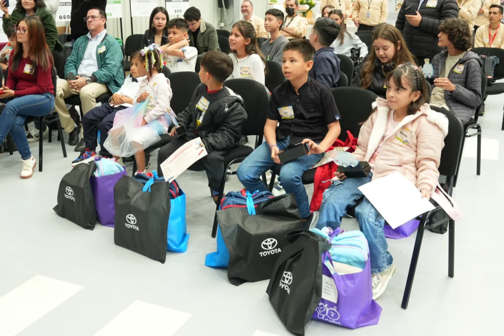 Concurso Dream Car de Toyota: niños colombianos inspiran la movilidad futura en Japón 3 Concurso Dream Car de Toyota Toyota