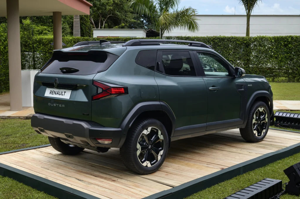Renault Duster Hybrid E-Tech 4x4 150 hp: debut mundial en Colombia liderando la electrificación 2 Renault Duster Hybrid 2026 Renault