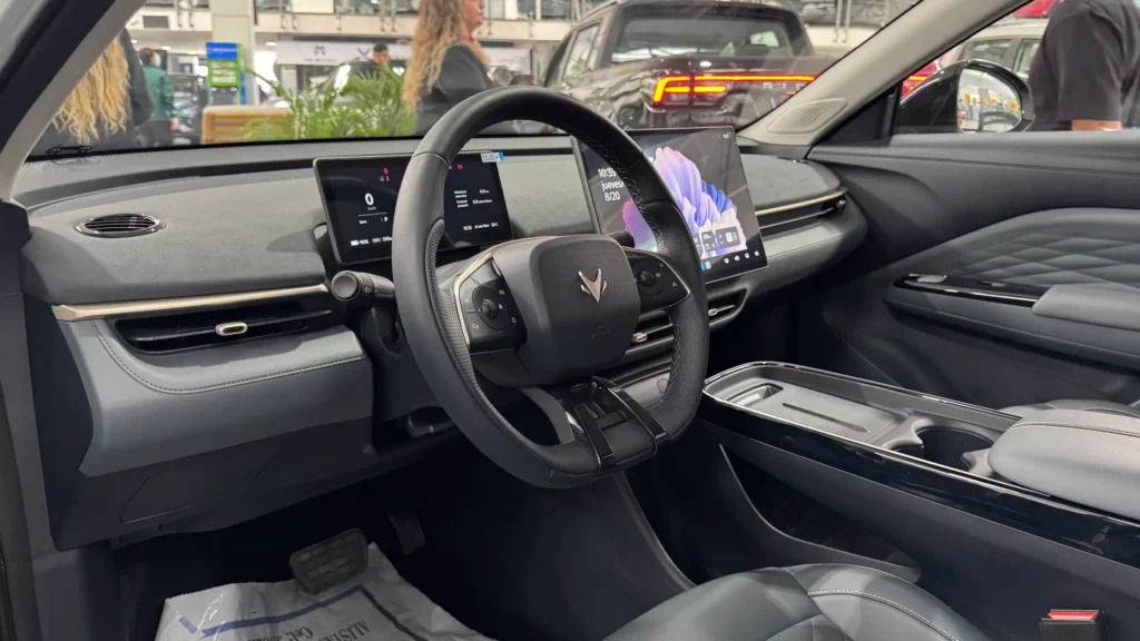 Arcfox llega a Colombia: Todo sobre los nuevos vehículos eléctricos que trae Magma Automotive 5 Arcfox llega a Colombia: Todo sobre los nuevos vehículos eléctricos que trae Magma Automotive -