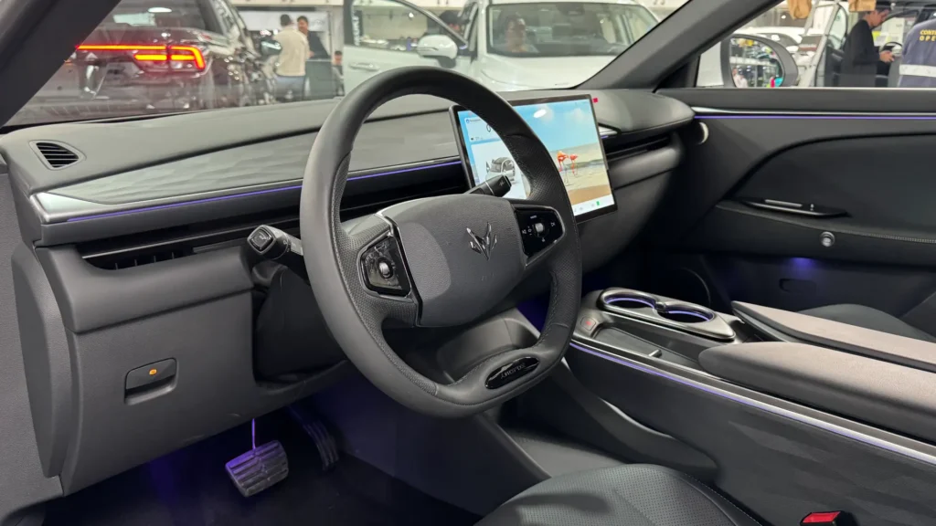 Arcfox llega a Colombia: Todo sobre los nuevos vehículos eléctricos que trae Magma Automotive 6 Arcfox llega a Colombia: Todo sobre los nuevos vehículos eléctricos que trae Magma Automotive -