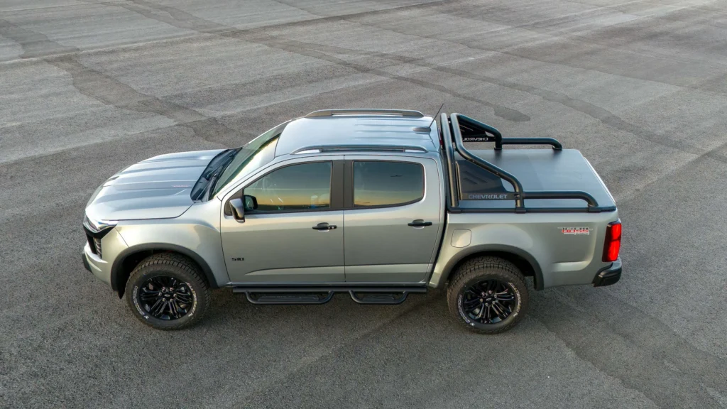 Chevrolet: S10 Trail Boss y Trailblazer Midnight 3 Explora la nueva era todoterreno de Chevrolet con la S10 Trail Boss y Trailblazer Midnight. Conoce sus innovaciones y capacidades off-road en nuestro análisis completo.
