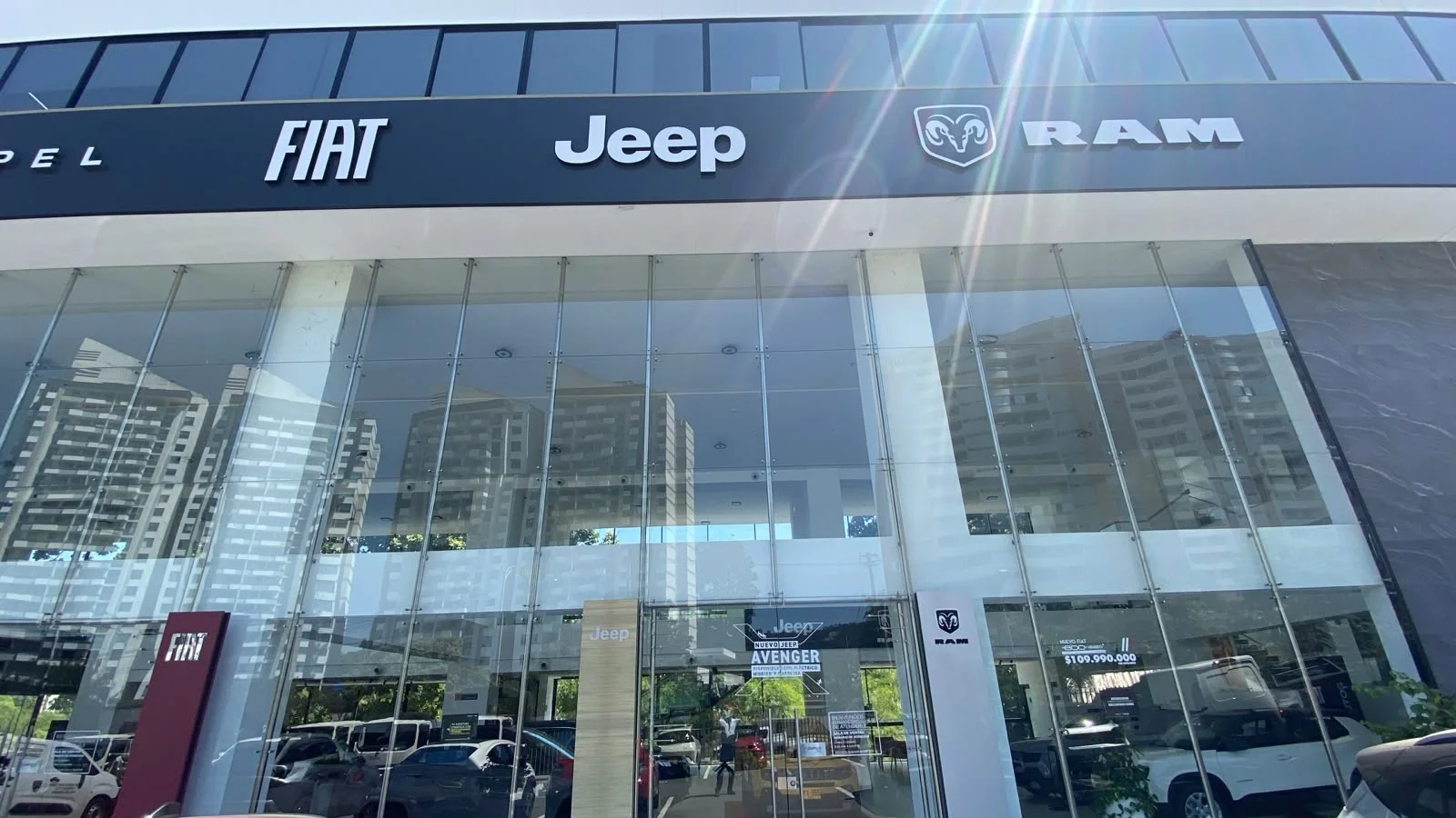 apoyo a comunidades de Fiat, Jeep y Ram Fiat, Jeep, Ram