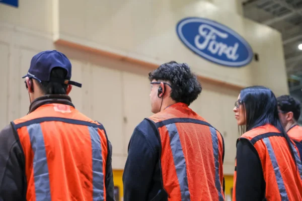 Becas en tecnología de Ford Ford
