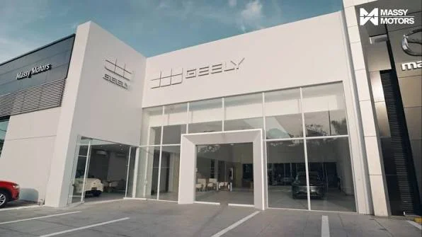 apertura de vitrina Geely Geely