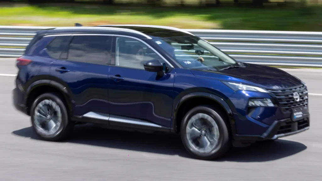 La Nissan X-Trail e-Power 2027 llega a Colombia: Conoce las novedades y diferencias de sus versiones 8 Nissan X-Trail e-Power 2027 facelift en Colombia