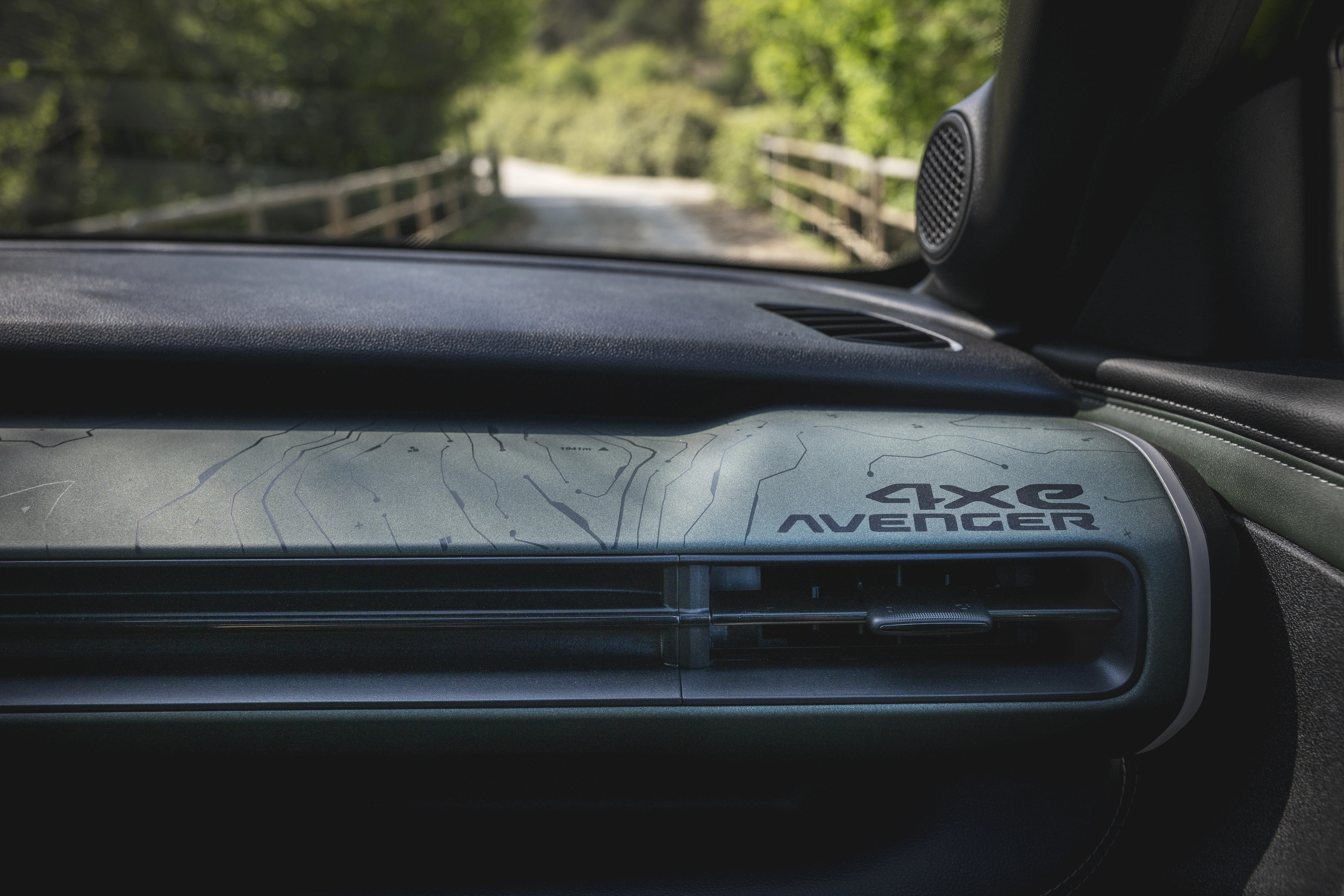 Jeep Avenger: un SUV compacto que reescribe la autenticidad en la conducción - New Jeep® Avenge...