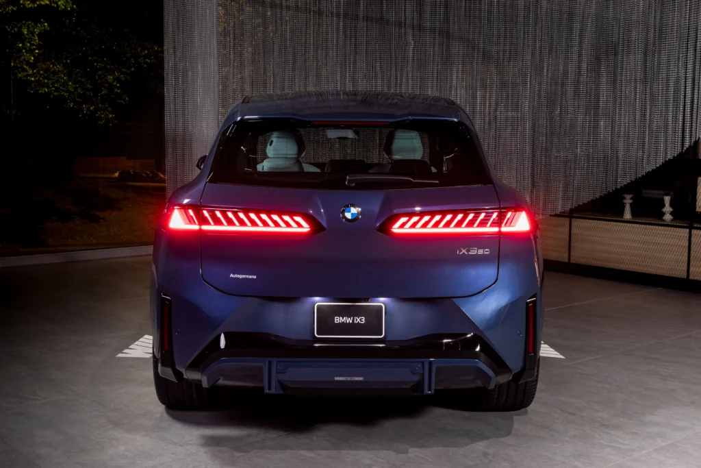 BMW iX3 llega a Colombia como pionero de la vanguardia Neue Klasse 4 BMW iX3 Noticia