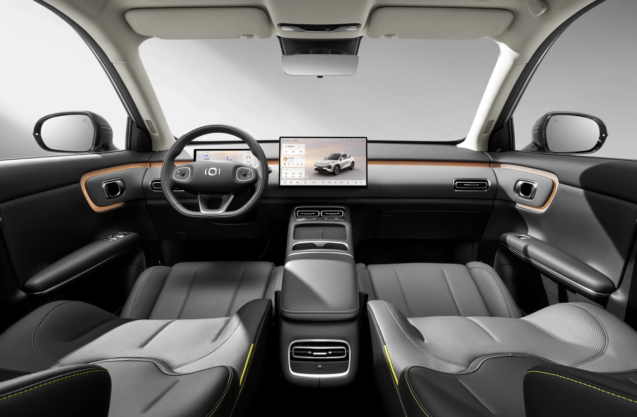 Interior Changan NEVO Q05 pantalla central conectada