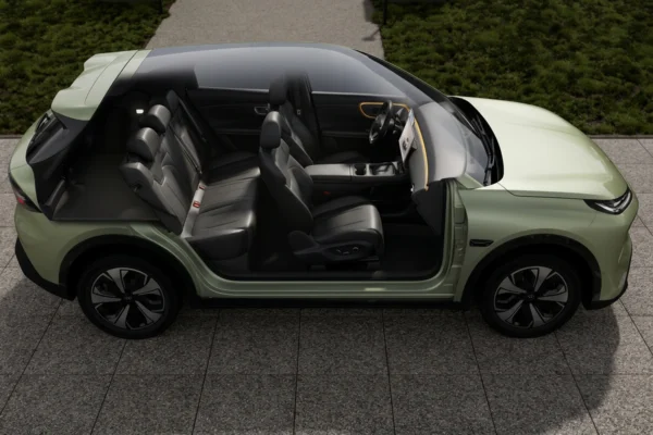 Vista superior seccional Changan NEVO Q05 SUV.